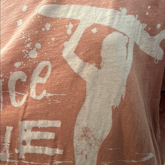 Magnolia Pearl Peace Love Surf Distressed Graphic T-Shirt - Picture 5 of 8